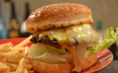 WPG Burger Tokyo Burger ウーピーゴールドバーガー　東京バーガー